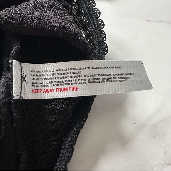 Pins and Needles US XS Black Crochet Bralette - Picture 9 of 16